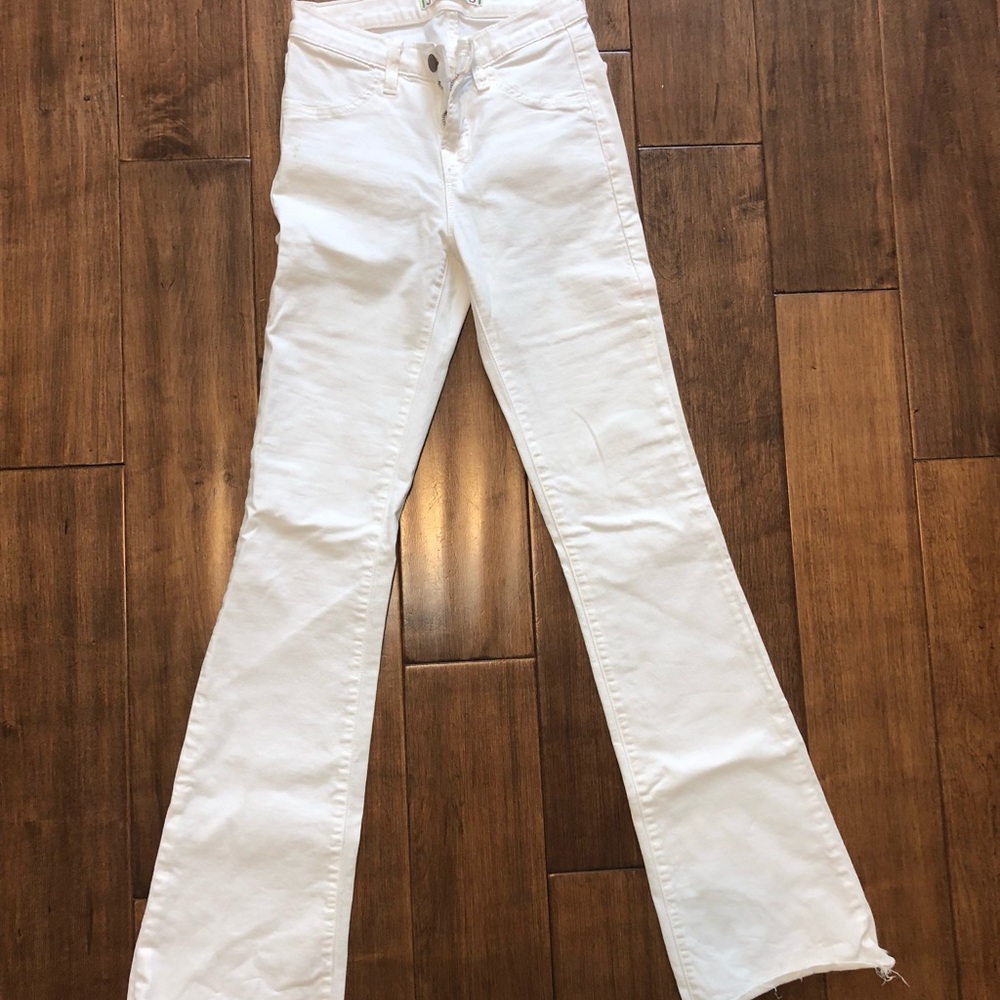 Jbrand flare jeans white